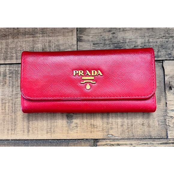 PRADA Red Saffiano leather key holder/card case double snaps (repainted) - Picture 1 of 14